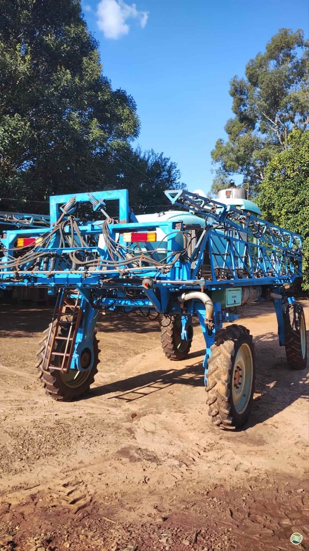 PULVERIZADOR MONTANA PARRUDA 3027 Tração 4x4 Paulo Mokan Compra E Venda De Máquinas Usadas IJUI RIO GRANDE DO SUL RS